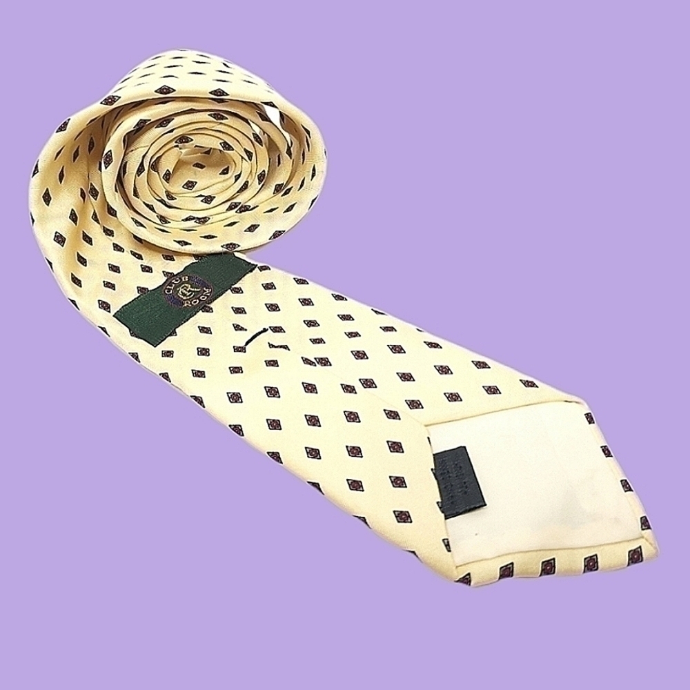 Club Room Vintage Cream / Beige Hand Sewn 100% Silk Long